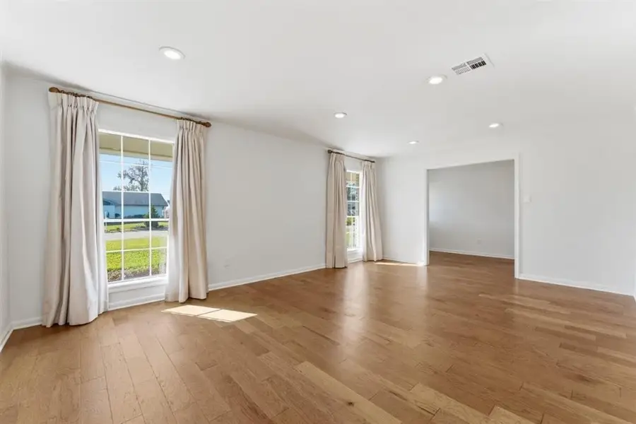 1200 Inverness Street, Lake Charles, LA 70605 - Image #2