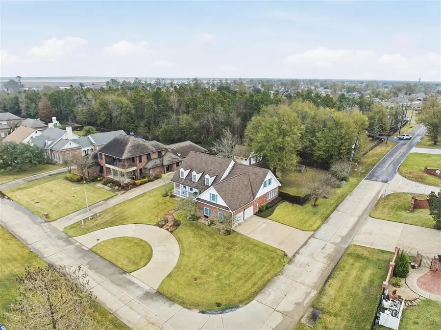 4887 Riverview Lane, Lake Charles, LA 70605 - Image #3