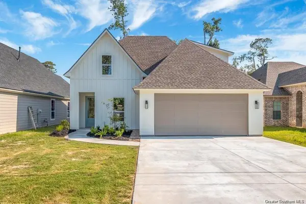 2121 Aubrianna Lane, Sulphur, LA 70663