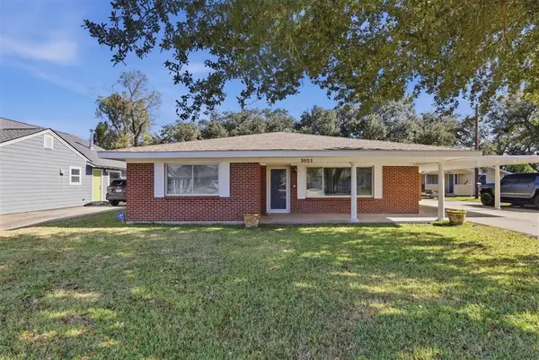 3021 Deaton Street, Lake Charles, LA 70601