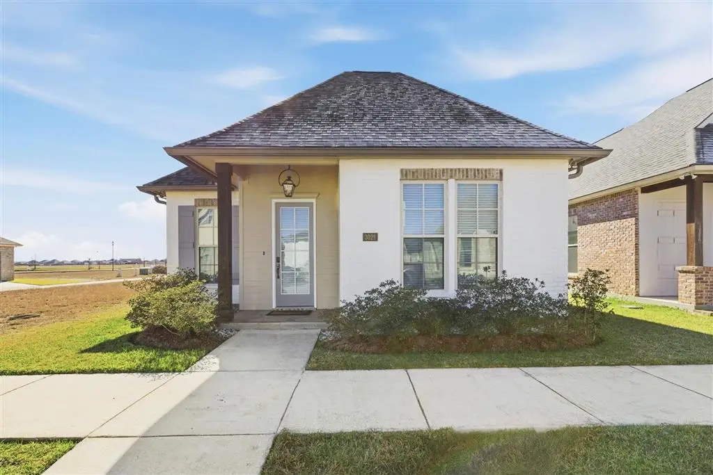3021 Forestwood Drive, Lake Charles, LA 70607 - Image #1