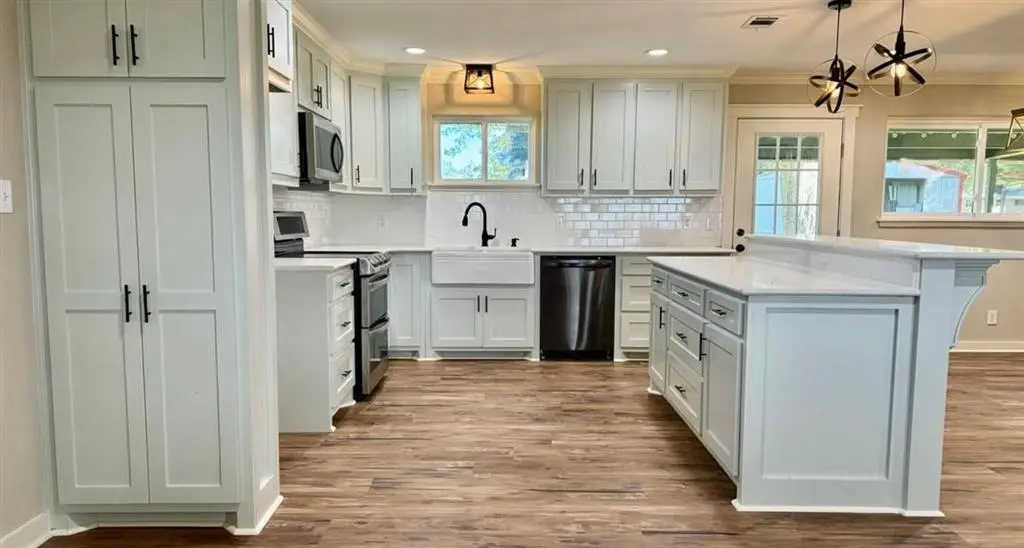 608 W Miller Avenue W, Iowa, LA 70647 - Image #1