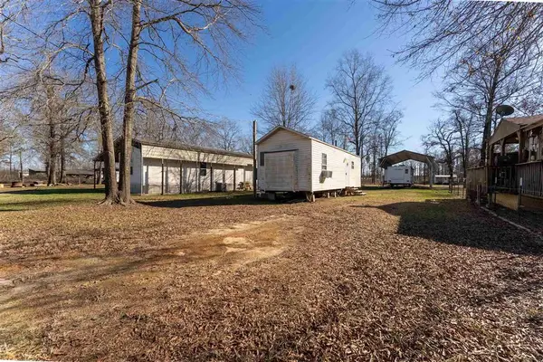 105 Billy Bones Drive, Florien, LA 71429