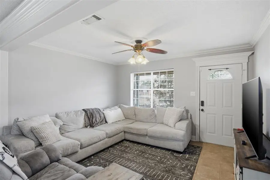 4326 Pleasant Drive, Lake Charles, LA 70605 - Image #3