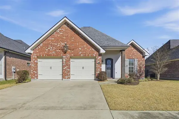 2534 South Point Drive, Lake Charles, LA 70605