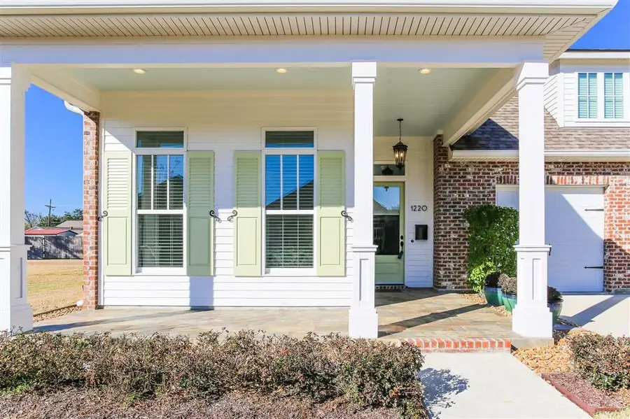 1220 Five Oaks Drive, Lake Charles, LA 70605 - Image #2