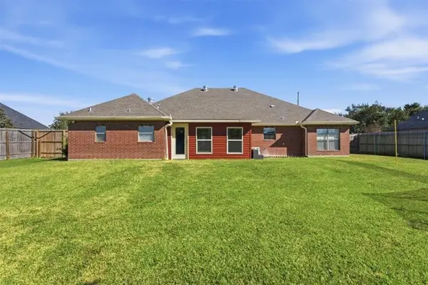 5846 W Kayleigh Lane W, Lake Charles, LA 70605