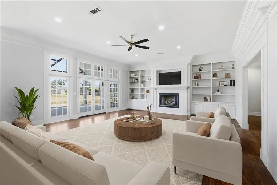 3811 Lake Street, Lake Charles, LA 70605 - Image #2