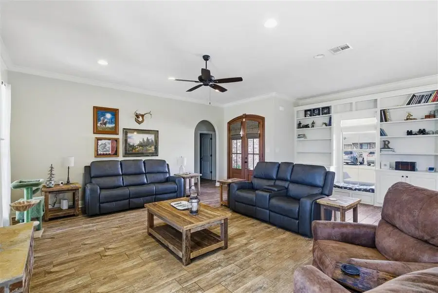 943 N Ella Kate Lane N, Lake Charles, LA 70605 - Image #3