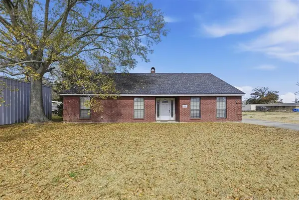 320 Cypress St, Sulphur, LA 70663