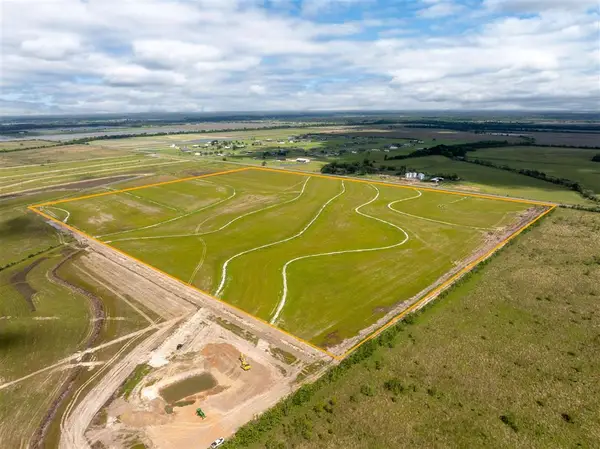 3 Hwy 101 Highway, Iowa, LA 70647