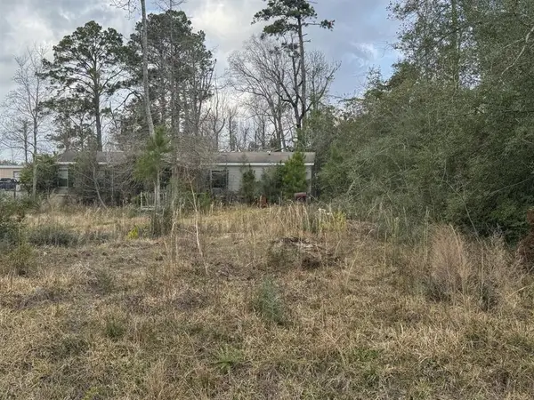 1768 Pinewood Drive, Moss Bluff, LA 