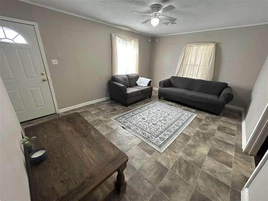 516 W Lyons St Street W, Sulphur, LA 70663 - #2