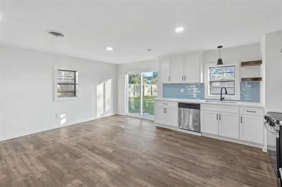 1049 Lake Land Street, Lake Charles, LA 70605 - #3