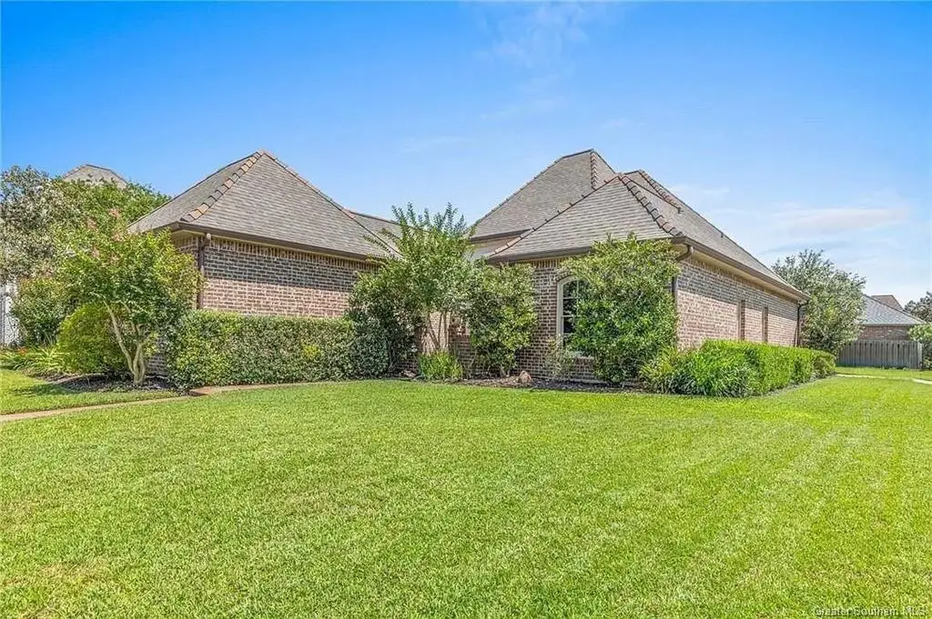 929 Carondelet St Street, Lake Charles, LA 70605 - #1