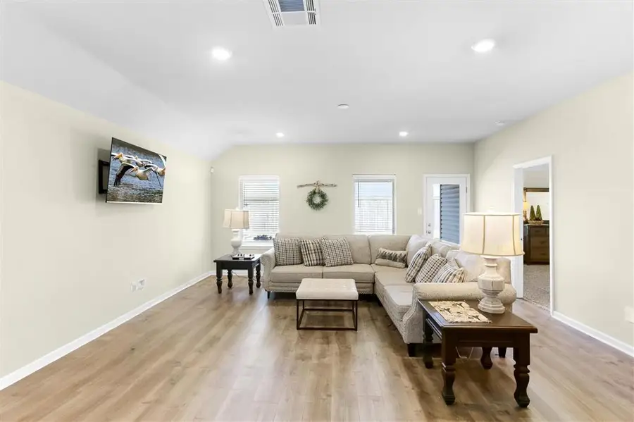 2219 S Savannah Lakes Drive S, Lake Charles, LA 70607 - #3