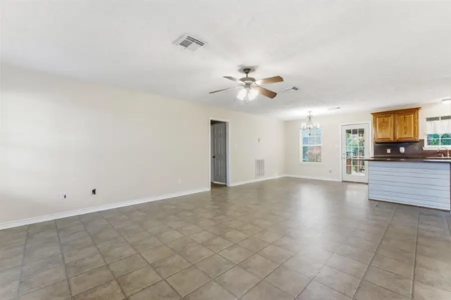 2709 Prienwood Drive, Lake Charles, LA 70605 - #3