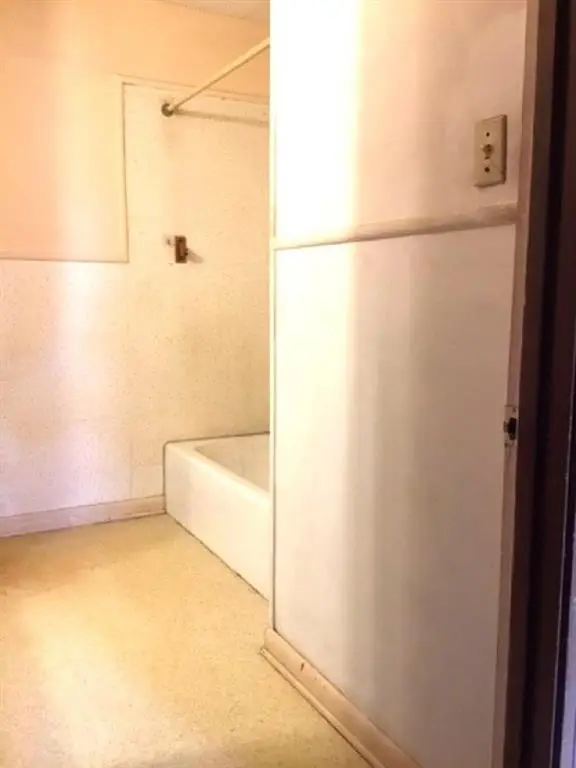 1424 Tennessee Street, Lake Charles, LA 70607 - #3