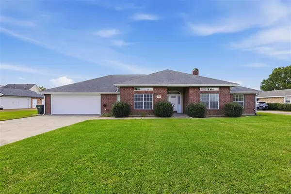 1417 Waverly Street, Lake Charles, LA 70605