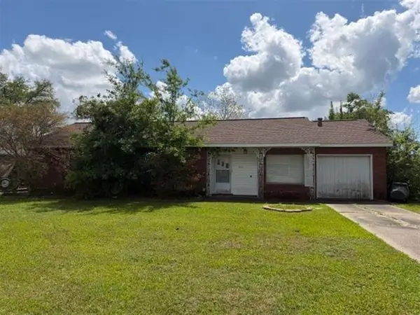 308 E Claude Street E, Lake Charles, LA 70601