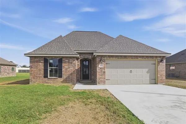 110 Hickory Street, Iowa, LA 70647