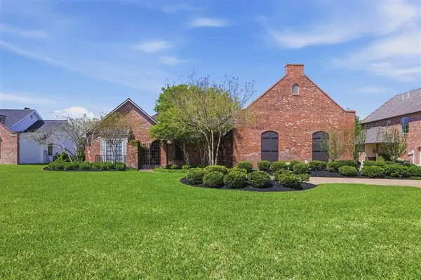 4826 Portrush Drive, Lake Charles, LA 70605