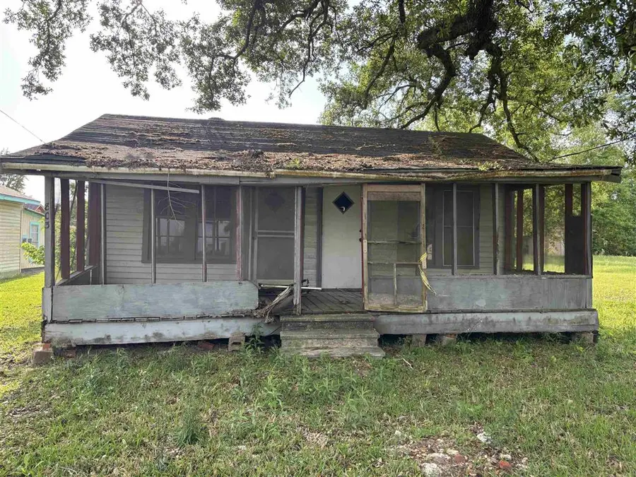 803 N Division Street N, Dequincy, LA 70633 - #2