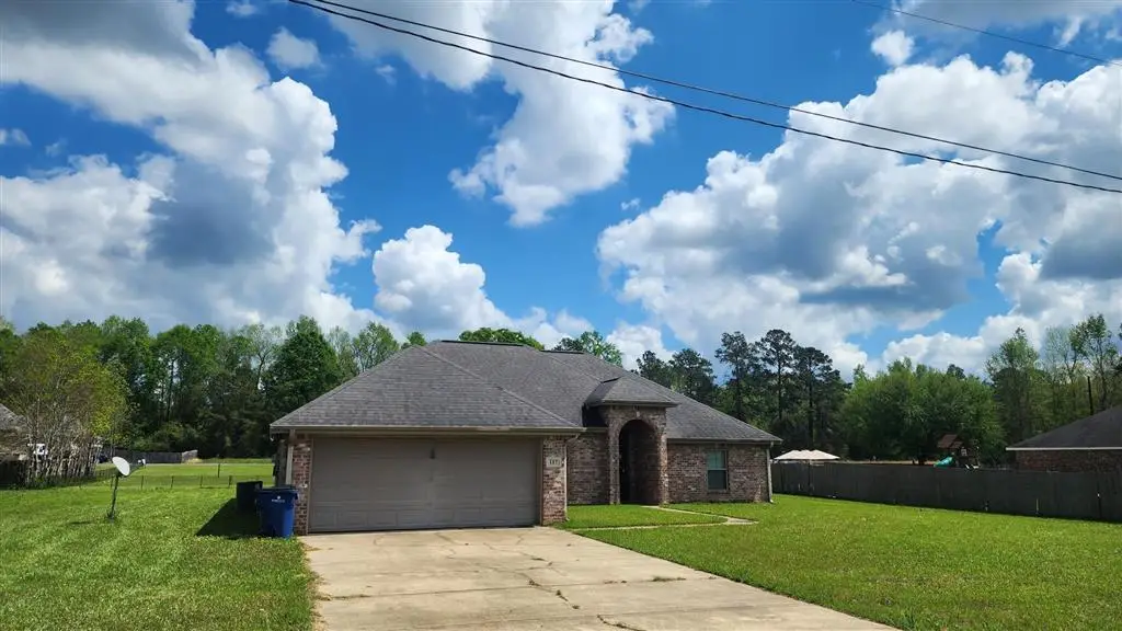117 W Tyler Lane W, Leesville, LA 71446 - #1