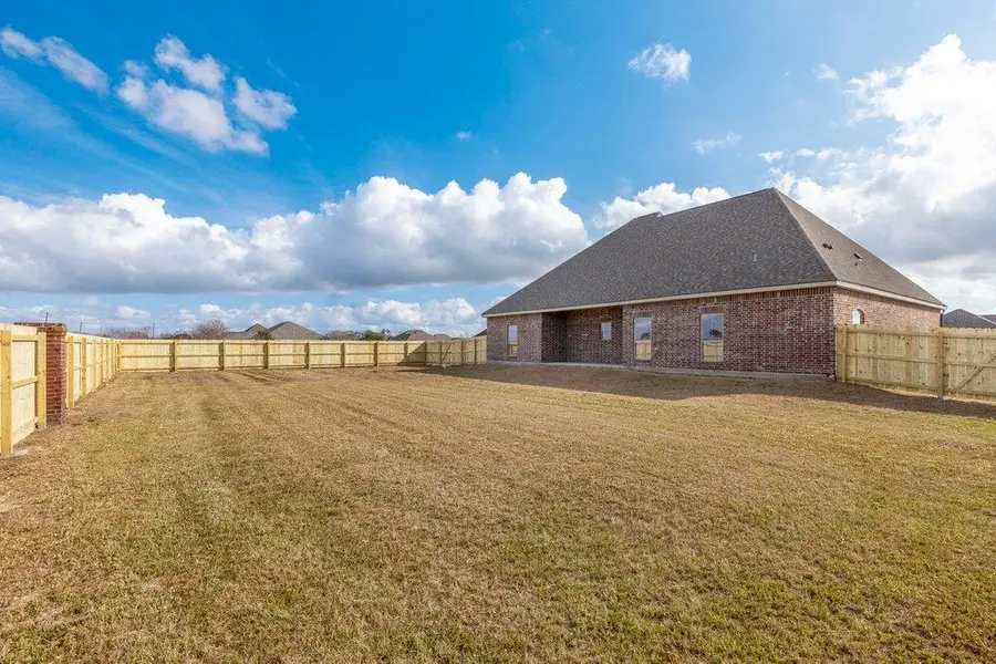 819 Gentry Drive, Sulphur, LA 70665 - #2