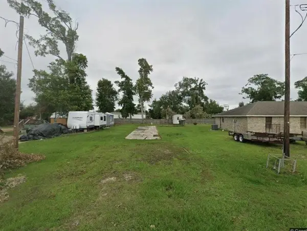2323 Royal Oak Ln., Sulphur, LA 70663