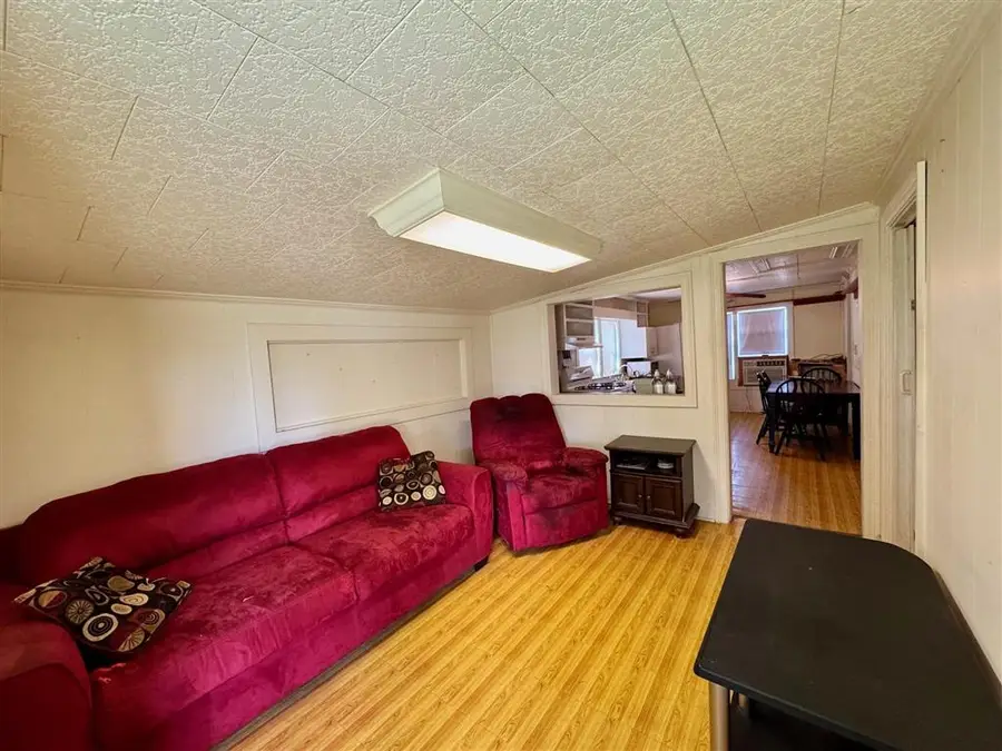 208 Jefferson Street, Jennings, LA 70546 - #3