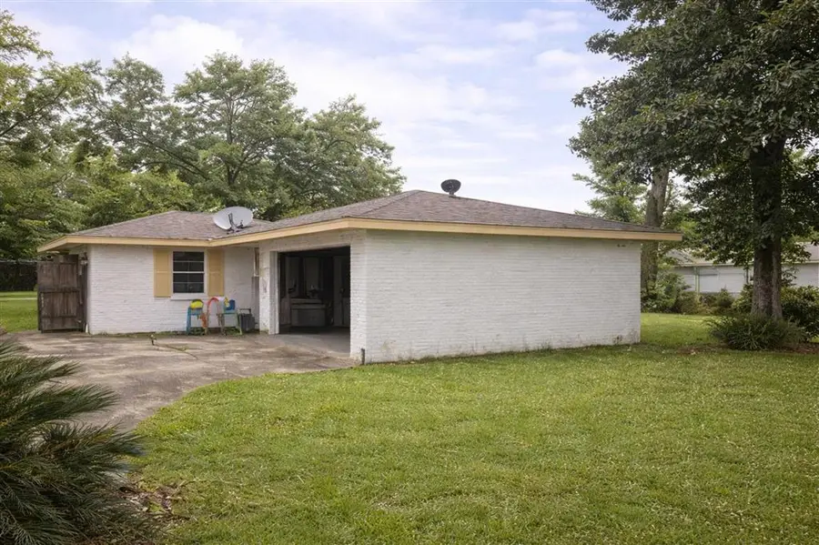 911 Dolby Street, Lake Charles, LA 70605 - #3