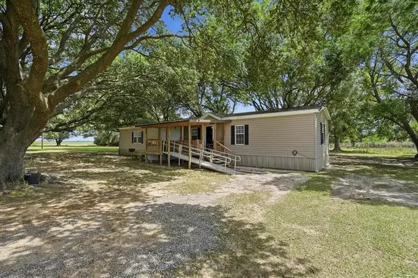 12175 Pine Island Highway, Welsh, LA 70591