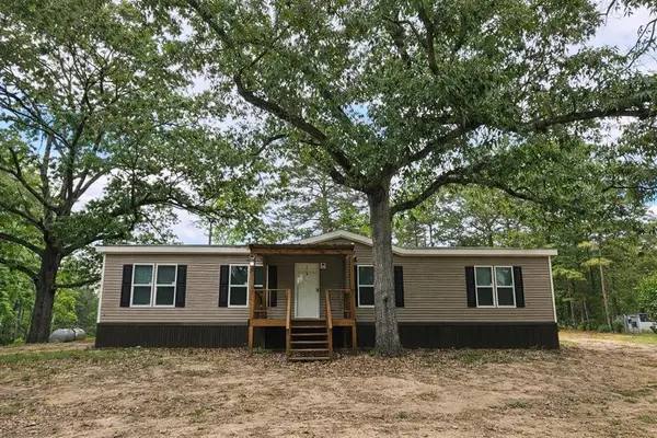 1894 Lake Vernon Road, Leesville, LA 71446