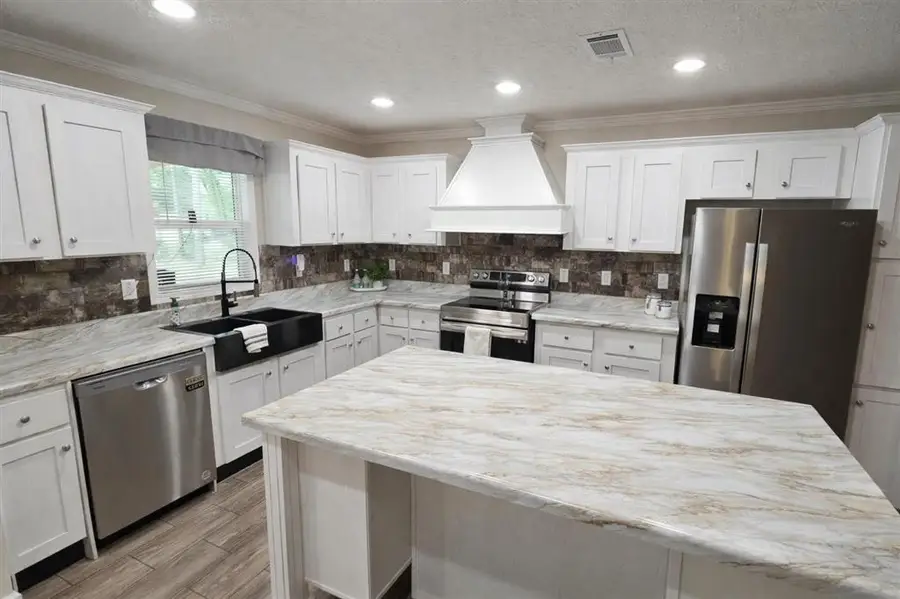 1894 Lake Vernon Road, Leesville, LA 71446 - #3