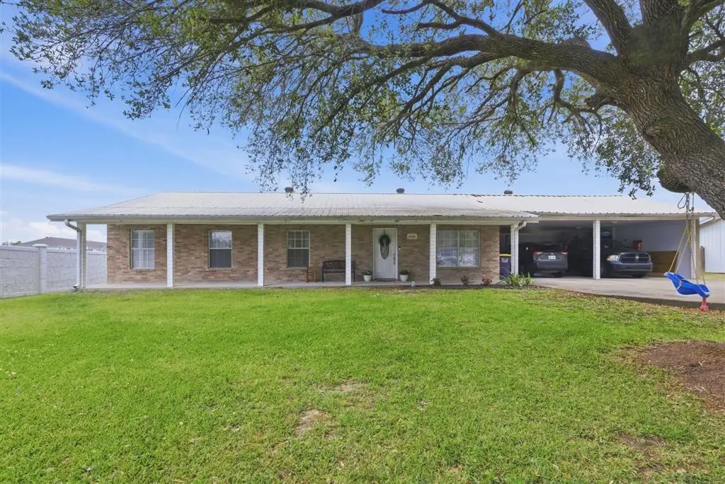 1202 W Highway 90 W, Iowa, LA 70647 - #1