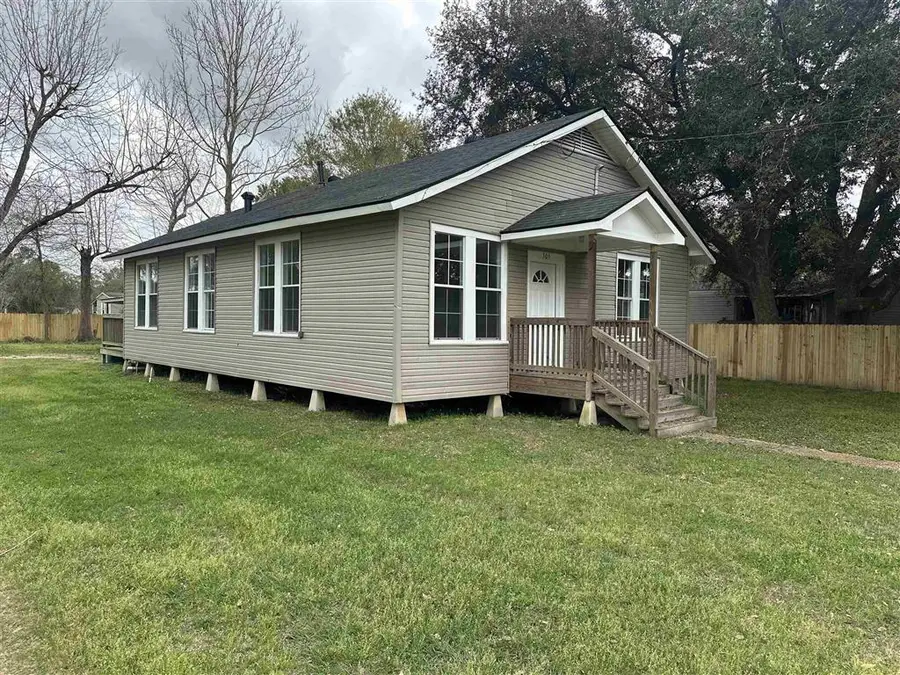 305 S Storer Ave Avenue S, Iowa, LA 70647 - #2