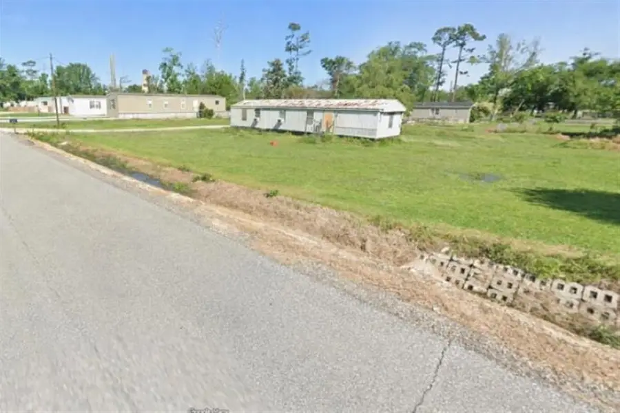 2416 Gulfway Boulevard, Westlake, LA 70669 - #2