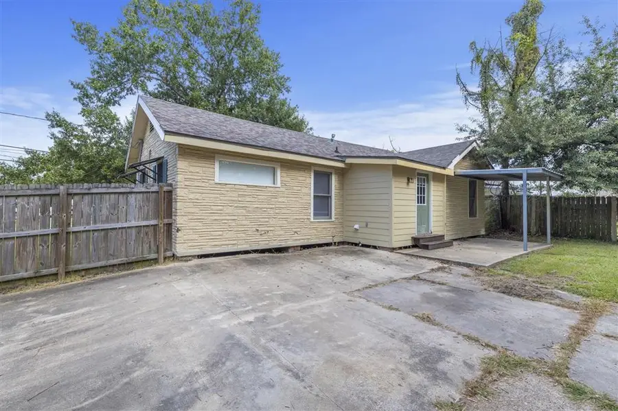 2907 Common St Street, Lake Charles, LA 70601 - #2