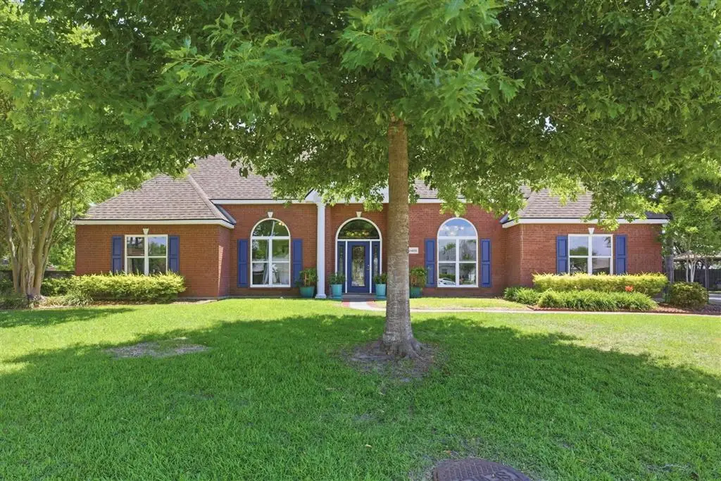 2403 Misty Wood Dr Drive, Lake Charles, LA 70605 - #1