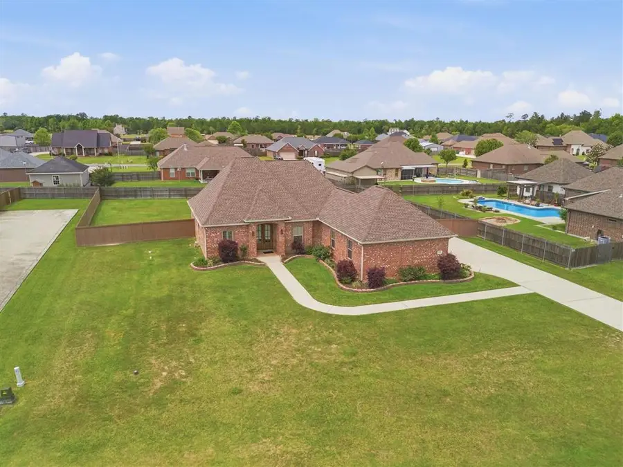 2335 Gracie Dr Drive, Lake Charles, LA 70611 - #2