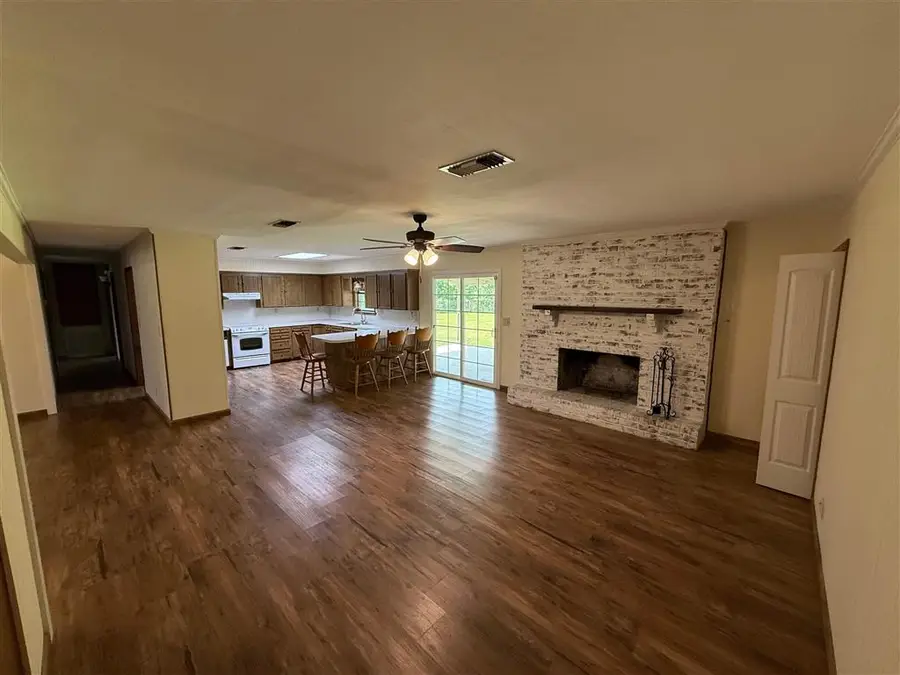 400 N Kingston Square N, Lake Charles, LA 70611 - #3