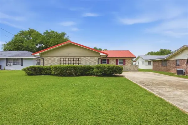 1807 Drost Street, Sulphur, LA 70663