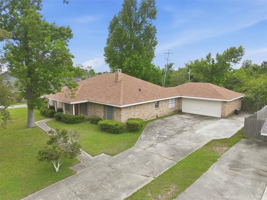 1249 Bayouwood Drive, Lake Charles, LA 70605 - #3