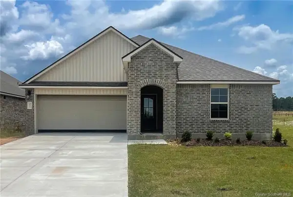 3968 W Savannah Lakes Drive W, Lake Charles, LA 70607