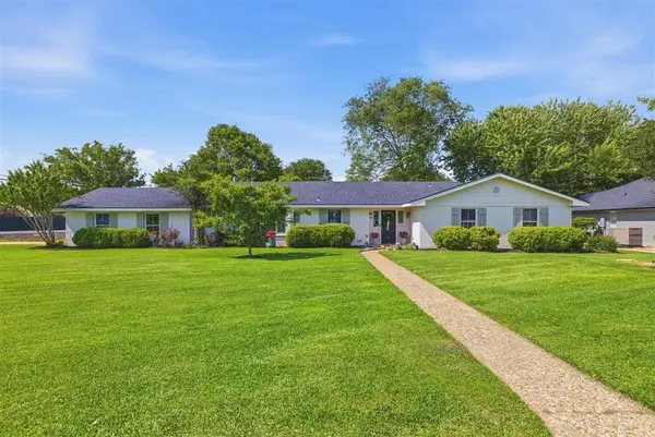 2 Fairway Drive, Lake Charles, LA 70605