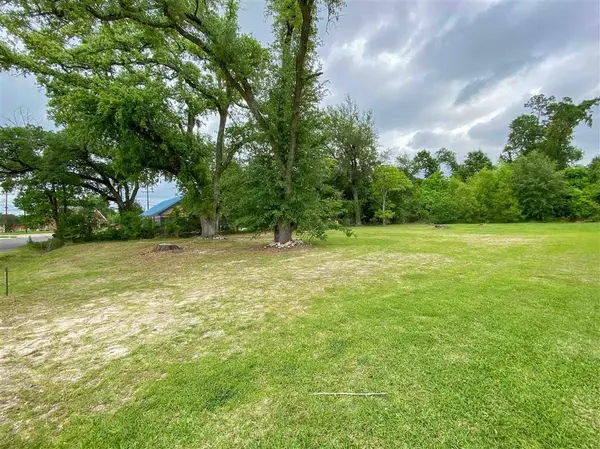 1504 Walker Lane, Sulphur, LA 70663