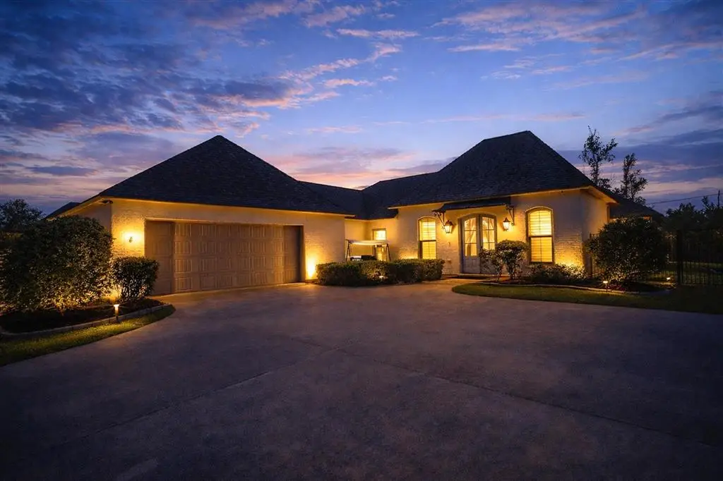 1127 Benvue Drive, Lake Charles, LA 70605 - #1