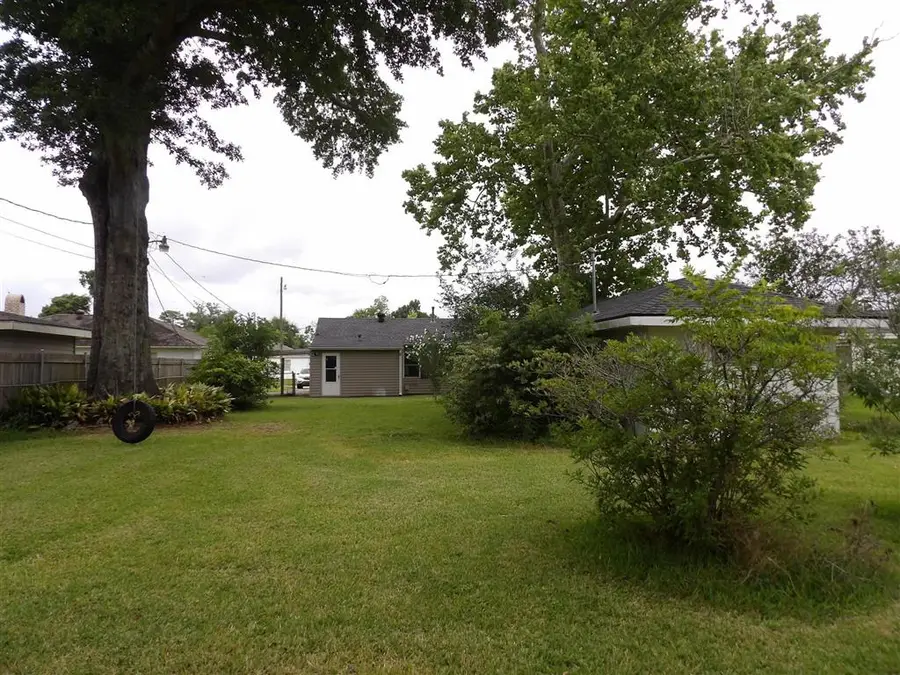 1520 E School Street E, Lake Charles, LA 70608 - #3