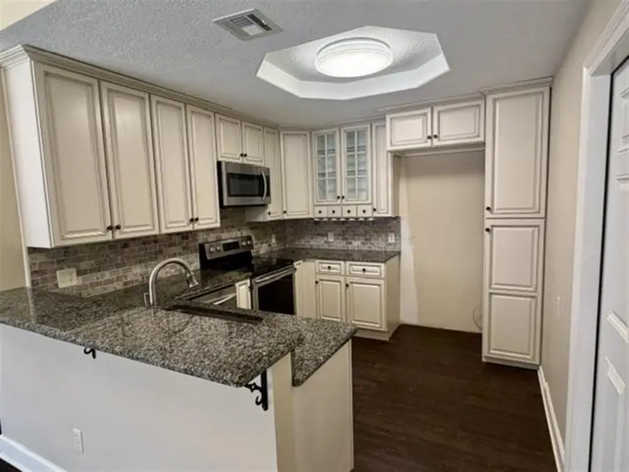 4551 Summerdale Street, Lake Charles, LA 70605 - #2